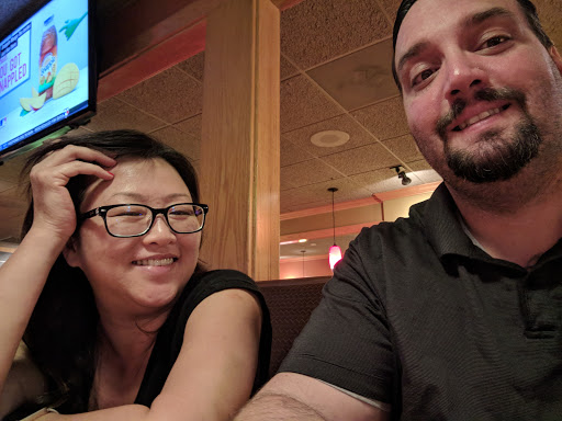 Applebees Grill Bar image