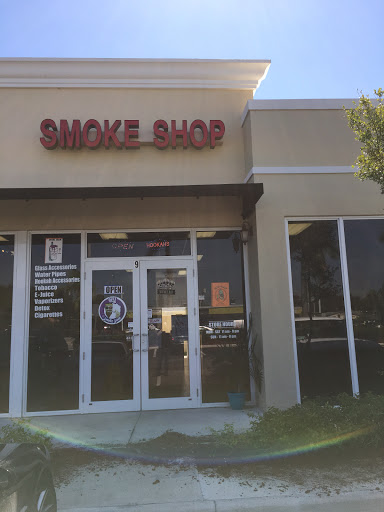 Tobacco Shop «J&J Smoke Shop», reviews and photos, 4520 Hallandale Beach Blvd, Pembroke Park, FL 33023, USA