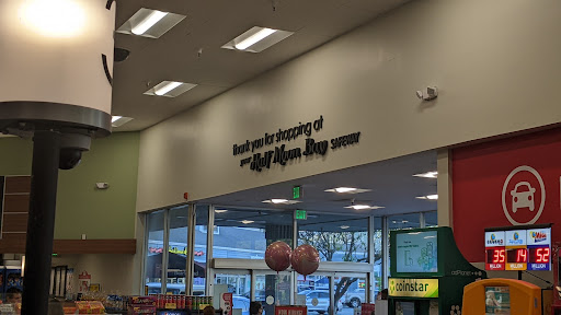 Grocery Store «Safeway», reviews and photos, 70 Cabrillo Hwy, Half Moon Bay, CA 94019, USA