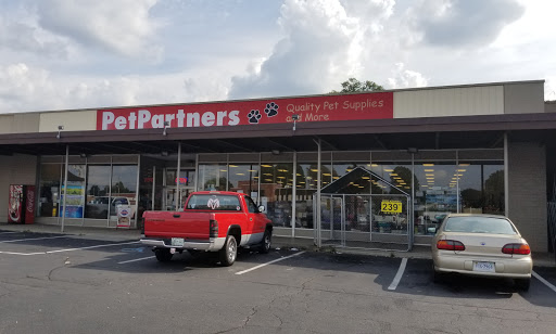 Pet Supply Store «Pet Partners», reviews and photos, 1962 W State St, Bristol, TN 37620, USA