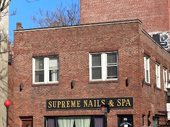 Supreme Nails