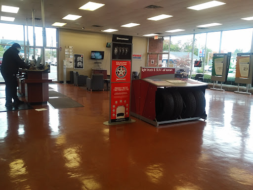 Tire Shop «Firestone Complete Auto Care», reviews and photos, 750 Kings Hwy E, Fairfield, CT 06825, USA