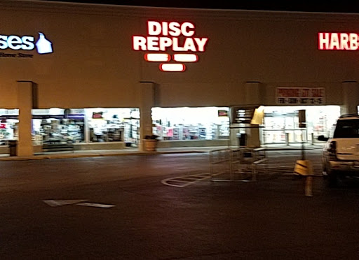 Shopping Mall «Hillcrest Shopping Center», reviews and photos, 1701 N Larkin Ave, Crest Hill, IL 60403, USA