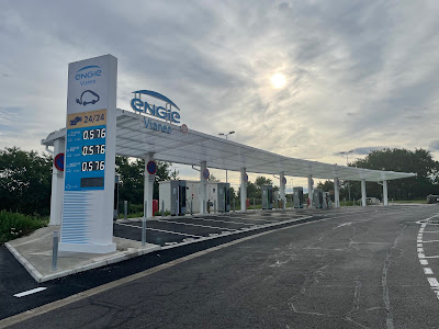 ENGIE Vianeo Station de recharge à Doyet