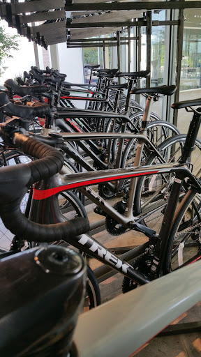 Bicycle Store «Trek Bicycle Westerville Northgate», reviews and photos, 5985 Maxtown Rd, Westerville, OH 43082, USA