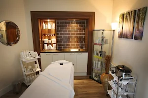 Esprit Wellness and Spa image