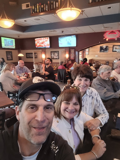 Shopping Mall «Cranbrook Shopping Center», reviews and photos, 566 Cranbrook Rd, Cockeysville, MD 21030, USA