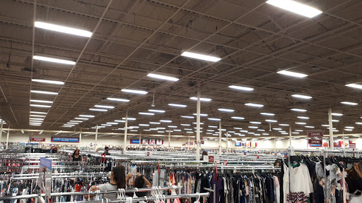 Clothing Store «Burlington Coat Factory», reviews and photos, 8204 S Orange Blossom Trail, Orlando, FL 32809, USA