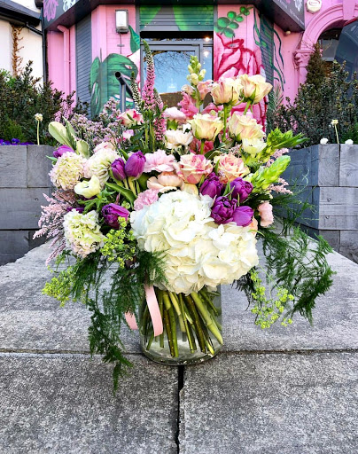 Florist «Rose Garden Florist - Modesto, CA», reviews and photos, 2100 Standiford Ave, Modesto, CA 95350, USA