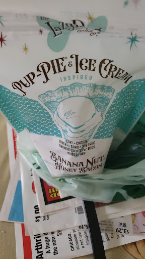 Pet Supply Store «Pet Supplies Plus», reviews and photos, 3060 N Lewis Ave, Waukegan, IL 60087, USA