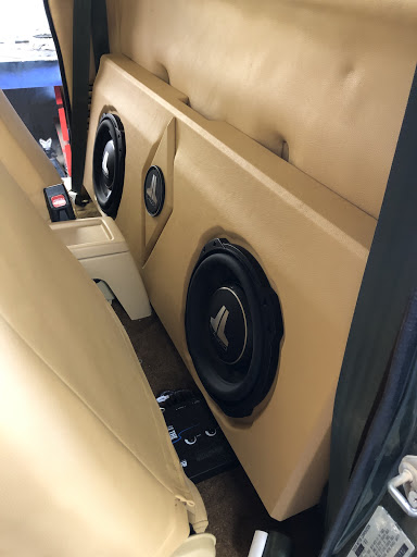 Car Stereo Store «DFM Car Stereo», reviews and photos, 1080 N State St # A, Ukiah, CA 95482, USA