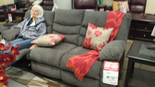 Furniture Store «Pilgrim Furniture & Mattress City Danbury», reviews and photos, 114 Federal Rd, Danbury, CT 06811, USA