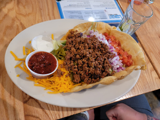 Bar & Grill «The Lookout Bar & Grill», reviews and photos, 8672 Pineview Ln N, Maple Grove, MN 55369, USA