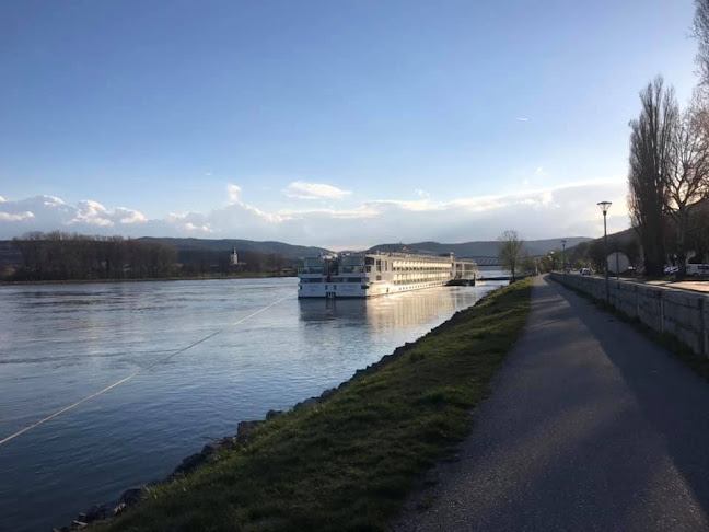 Rezensionen über Viking Cruises AG in Basel - Kurierdienst