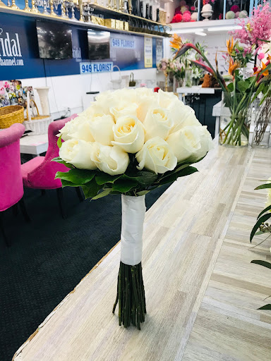 Wholesale Florist «800RoseBig Wholesale Wedding Florist Orange County», reviews and photos, 3849 Birch St, Newport Beach, CA 92660, USA