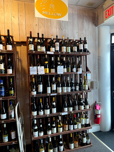 Wine Store «Toast Wines & Spirits», reviews and photos, 984 Farmington Ave B, West Hartford, CT 06107, USA