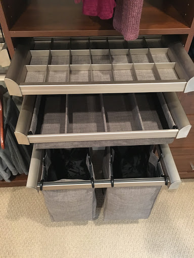 Closet Gallery image