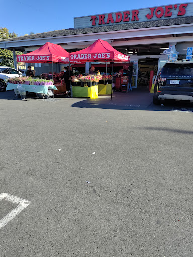 Trader Joes image