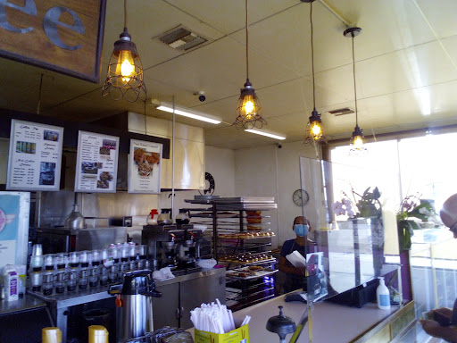 Donut Shop «Golden Donut», reviews and photos, 2360 University Ave, San Diego, CA 92104, USA