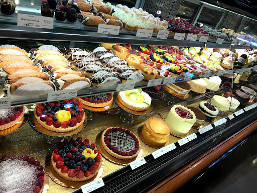 Grocery Store «Whole Foods Market», reviews and photos, 7380 SW Bridgeport Rd, Tigard, OR 97224, USA