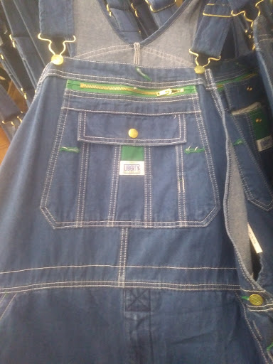 Home Improvement Store «Tractor Supply Co.», reviews and photos, 2202 N Park Rd, Connersville, IN 47331, USA