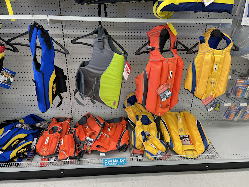 Marine Supply Store «West Marine», reviews and photos, 4141 S 76th St, Greenfield, WI 53220, USA