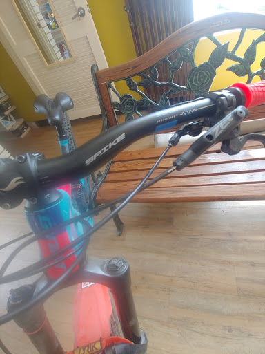 Bicycle Store «Competitive Edge Cyclery», reviews and photos, 9889 E Foothill Blvd, Rancho Cucamonga, CA 91730, USA