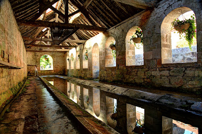 Lavoir de Noyers à Noyers