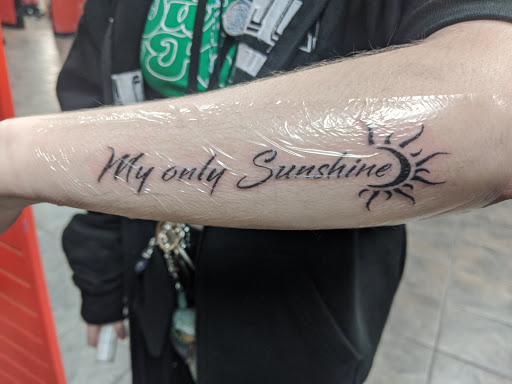 Tattoo Shop «Ink Spot Tattoo - Melbourne», reviews and photos, 1700 W New Haven Ave #199, Melbourne, FL 32904, USA