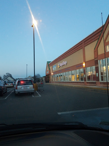 Grocery Store «Stop & Shop», reviews and photos, 460 Blue Hill Avenue, Boston, MA 02121, USA