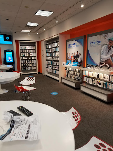 Shopping Mall «Beaver Valley Mall», reviews and photos, 570 Beaver Valley Mall Blvd, Monaca, PA 15061, USA