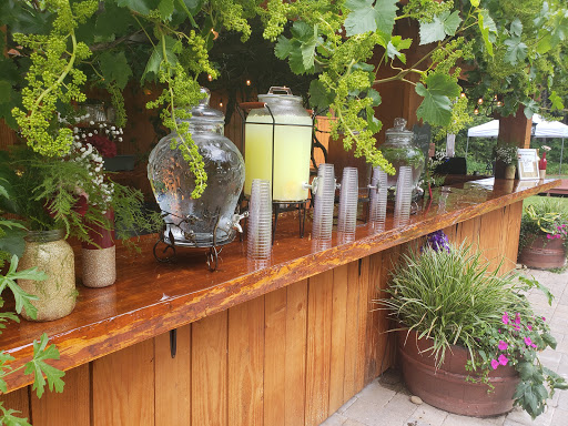 Caterer «Bates Steak House & Catering», reviews and photos, 433 E Broadway, Eugene, OR 97401, USA