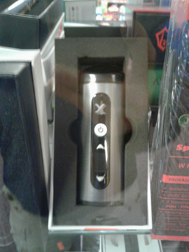 Cigar Shop «Vapor Trails Smoke Shop», reviews and photos, 1050 E Ray Rd #3, Chandler, AZ 85225, USA