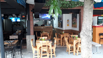 Chimichurri Happy Grill Restaurante Gourmet - Cra. 43 #32 sur 36, Zona 9, Envigado, Antioquia, Colombia