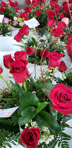 Florist «D & L Roses», reviews and photos, 7280 N Blackstone Ave, Pinedale, CA 93650, USA