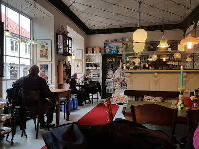 Quedensgård Cafe Og Krambod