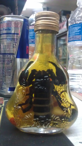 Liquor Store «Old Farm Wine & Spirits», reviews and photos, 5109 Austin Bluffs Pkwy, Colorado Springs, CO 80918, USA