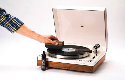 Home Audio Store «Needle Doctor», reviews and photos, 6006 Excelsior Blvd, St Louis Park, MN 55416, USA