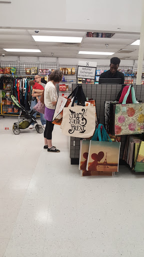 Clothing Store «Burlington Coat Factory», reviews and photos, 1025 W Patrick St, Frederick, MD 21702, USA