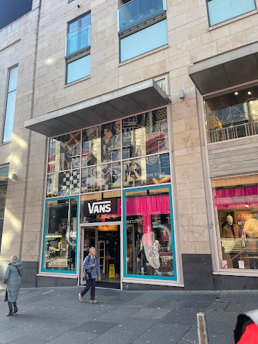 VANS Store Glasgow - Glasgow