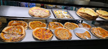 Plats et boissons du Pizzeria Pizza Capri - République 🇮🇹🍕 à Lyon - n°17