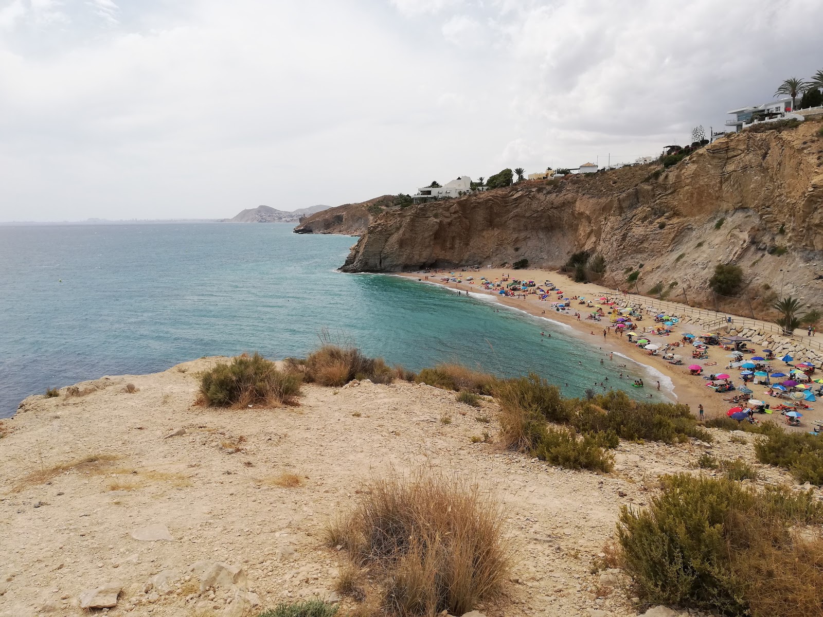 Platja del Bol Nou'in fotoğrafı geniş ile birlikte