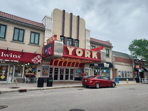 Movie Theater «York Theatre: Classic Cinemas», reviews and photos, 150 N York St, Elmhurst, IL 60126, USA