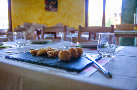 Restaurante bar Aníbal P.º el Catoute, 23, 24312 Igüeña, León, España