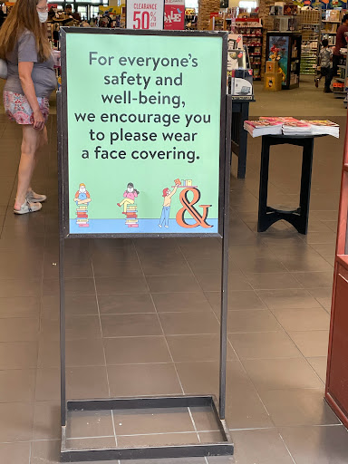 Book Store «Barnes & Noble», reviews and photos, 3111 W Chandler Blvd, Chandler, AZ 85226, USA