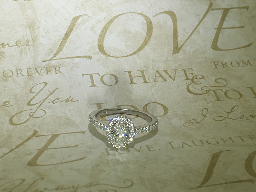 Jewelry Store «Norris Jewelers», reviews and photos, 1083 OH-28 Ste B, Milford, OH 45150, USA