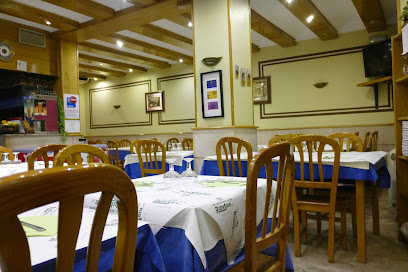 Hostal Restaurante Rubesara - Av. de la Estacion, 3, 40590 Segovia, Spain