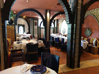 Atmosphère du Restaurant marocain L'Ourika à Suresnes - n°14