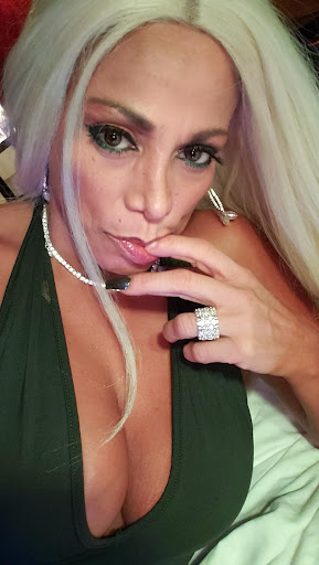 Shopping Mall «Sunrise Plaza Shopping Center», reviews and photos, 656 Wellwood Ave, Lindenhurst, NY 11757, USA