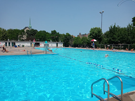 Parc Baldwin swimming pool